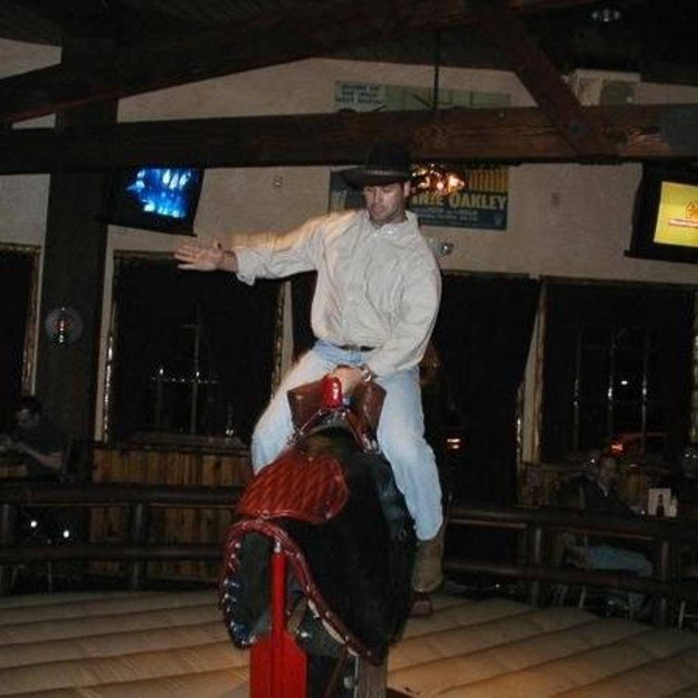 Meet your Posher, Chris